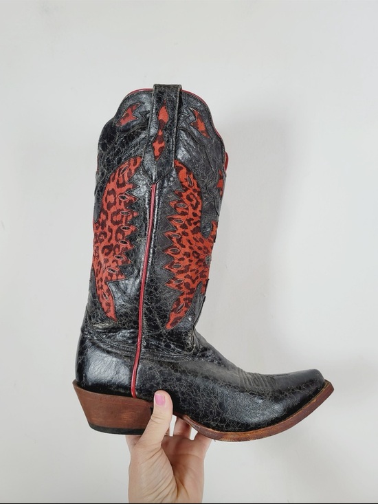 Johnny Ringo Shoes - Johnny Ringo Black Leather Cowboy Boot with Red Leopard Inlay, Size 9B